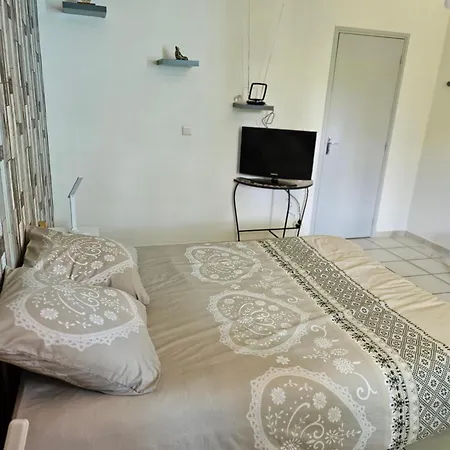 Le Temps D'une Pause ! Petit-déjeuner Inclus ! Séjour chez l'habitant